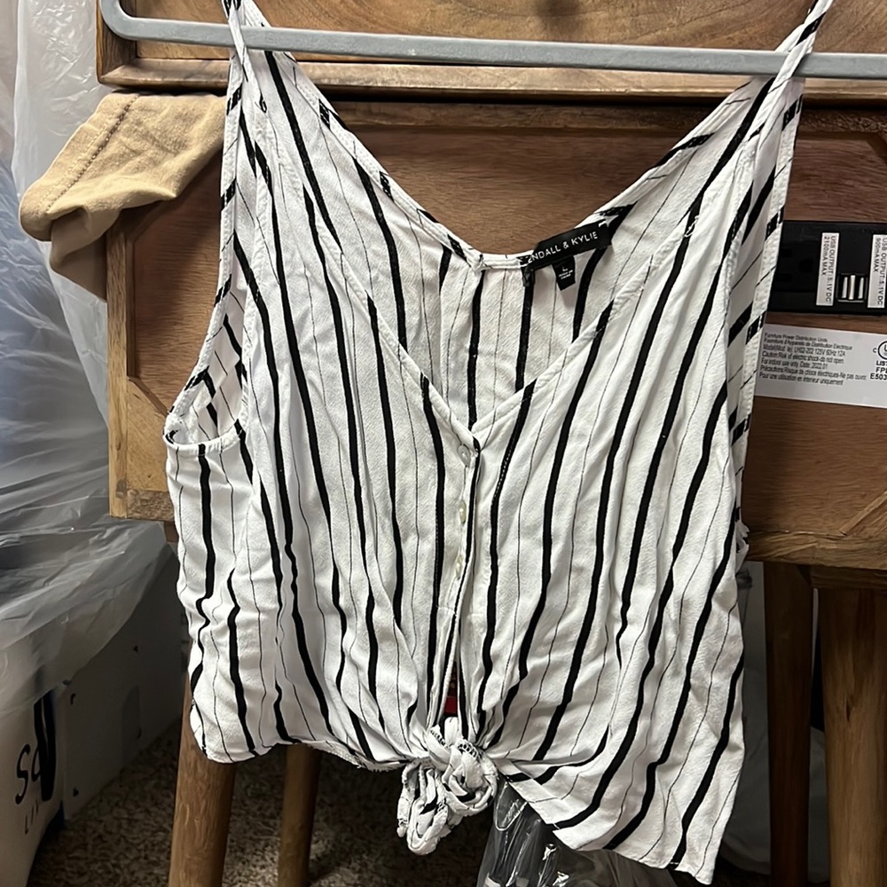 kendall and kylie top